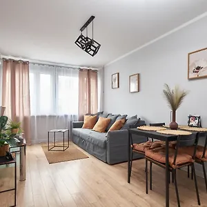 Apartament Kuźnicza - 300m Main Square ~ Self Check-in 24h, Wrocław